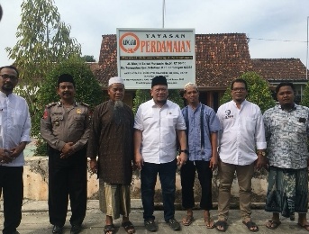 Sambangi Yayasan Lingkar Perdamaian, LaNyalla Ingin Budidaya Kurma Dikerjasamakan Dengan UMKM