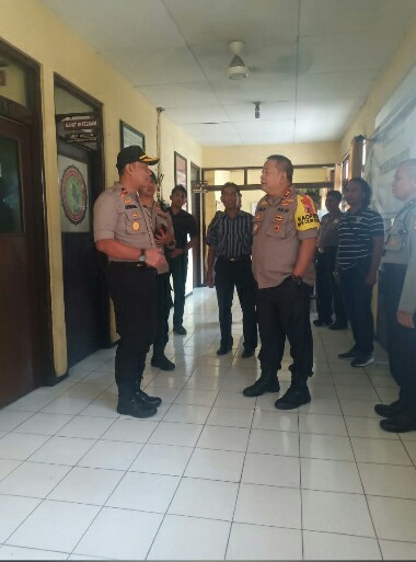 Polsek Semampir Dikunjungi Oleh Kapolda Secara Mendadak