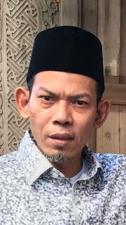 “SUROBOYO” Di Pimpin Risma Bagai Nila Setitik, Rusak Susu Sebelanga.