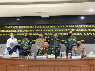 Panglima TNI dan Kapolri Pantau Penanganan Covid-19 di Jawa Timur