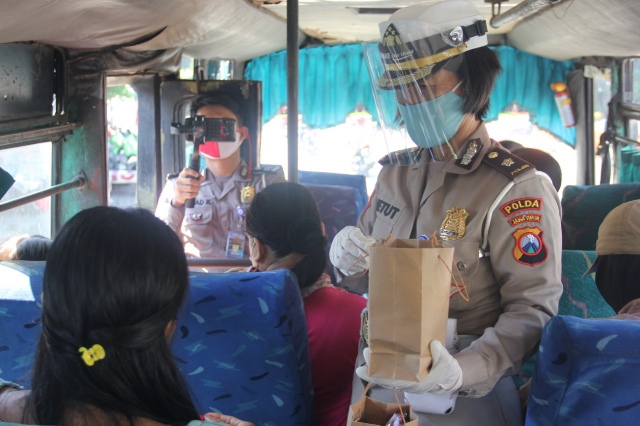 Ditlantas Polda Jatim Sosialisasikan Protokol Kesehatan Dalam Rangka Penerapan New Normal Life