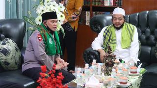 Kapolda Jatim Kunjungi Ponpes Tangguh Al Amien Preduen di Sumenep
