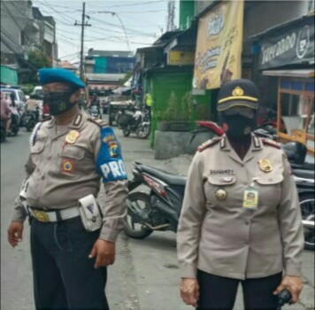 5 ORANG PELANGGAR DITINDAK SAAT OPS YUSTISI OLEH POLSEK TENGGILIS BERSAMA 3 PILAR