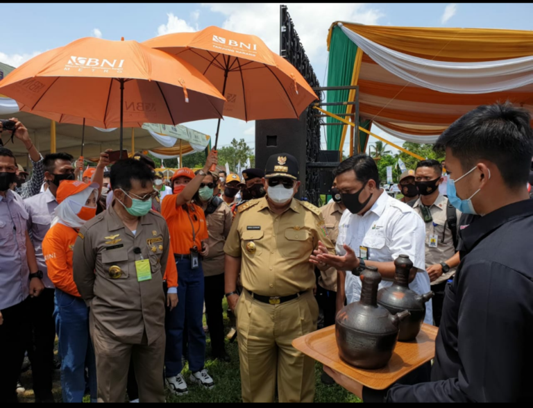 Petrokimia Gresik Dukung KPB Lampung Dengan Hadirkan Mobil Uji Tanah