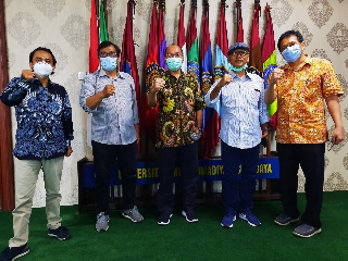 UMSurabaya Sponsor Utama PSHW Kompetisi Musim 2021
