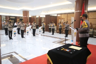 Kapolda Jatim Pimpin Sertijab Lima Kapolres