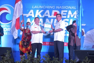 Anis Matta Launching AMI pada Peringatan Hari Pahlawan di Surabaya