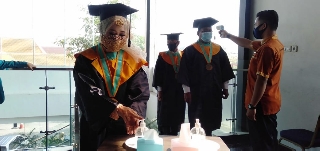 Terapkan Protokol Kesehatan, STISA Pamekasan Gelar Wisuda ke-I
