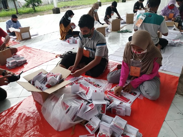 Polsek Semampir Kawal Keamanan 319 TPS
