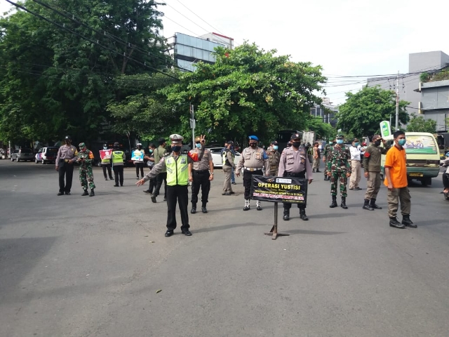 Polsek Pabean Cantikan Gelar Operasi Yustisi Prokes
