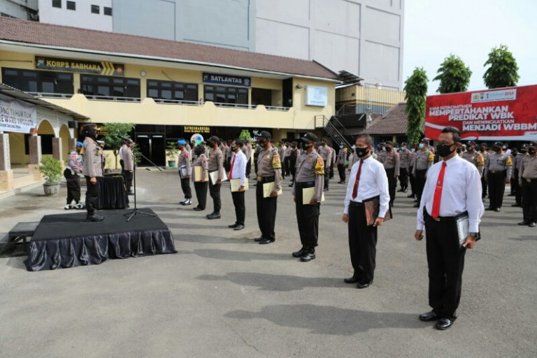 Penghargaan dari Walikota Surabaya Dalam Penanganan Pandemi Covid-19