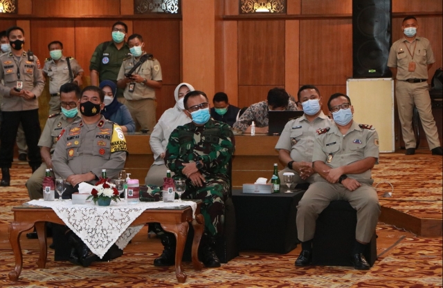 Wakapolda Jatim Hadiri Penyerahan Sertifikat Tanah Secara Daring