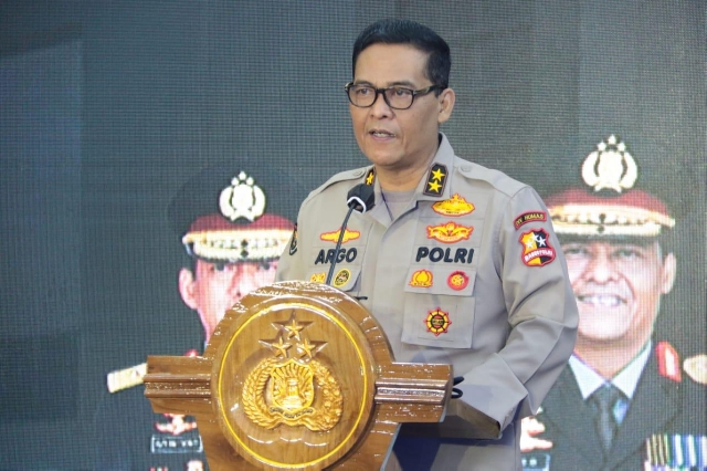 Tim Ahli Calon Kapolri Serahkan Naskah Materi ke Komisi III DPR