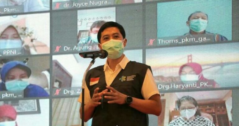 Dibuka Wakil Menteri Kesehatan RI, Pemkot Surabaya Gelar Vaksinasi Massal untuk Nakes