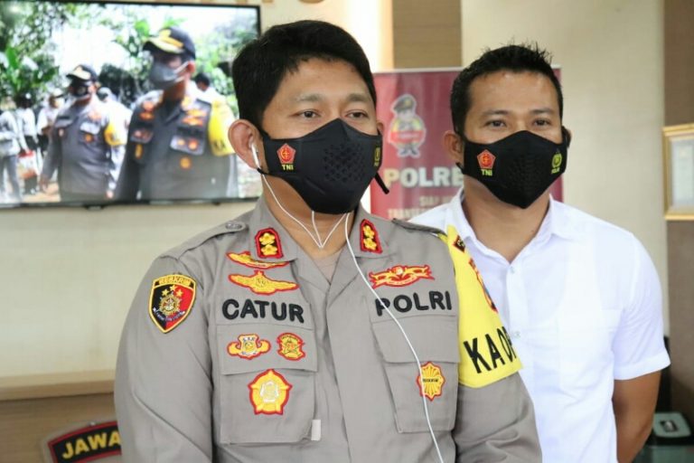 Anggota Polres Batu Melakukan Aksi Heroik Melawan Pelaku Curanmor