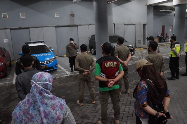 Ibu Gubernur, Polri – TNI,  Satpol PP dan Ormas Di Jatim Laksanakan Operasi Yustisi Prokes Covid19