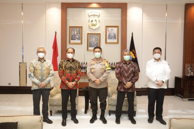 Polda Jatim dengan PT. Semen Indonesia Jamin Ketersediaan dan Harga Semen