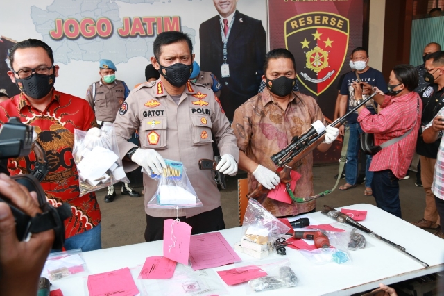 Subdit III Jatanras Polda Jatim Bekuk Perakit Senpi Ilegal