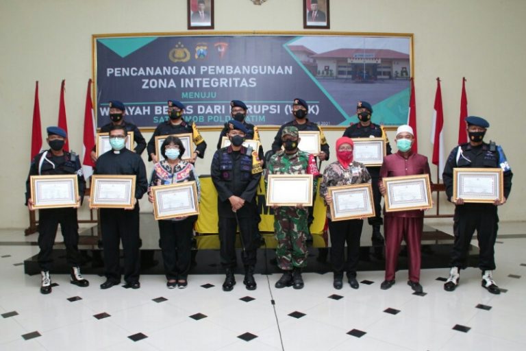 Zona Integritas menuju WBK mulai Dicanangkan oleh Brimob Polda Jatim