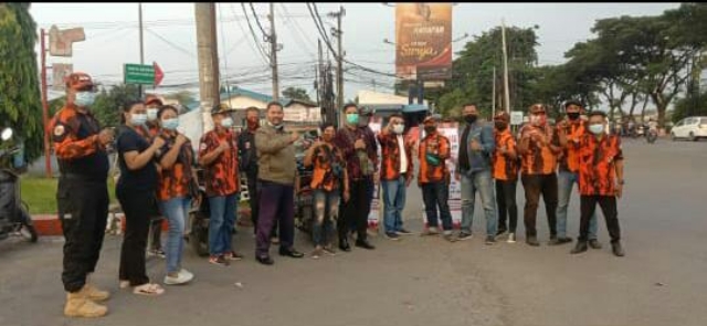 PAC PP Sedati Juanda Gelar Bagi Takjil, Di Albatros, Meski ada Perusahaan Berikan Amplop 5000 Rupiah