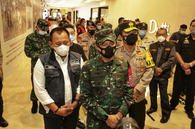 Forkopimda Jatim Sidak Pusat perbelanjaan di Tunjungan Plaza