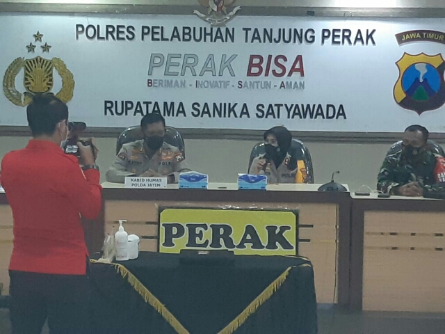 Polres Pelabuhan Tanjung Perak lakukan Penandatanganan Kesanggupan Prokes Covid-19