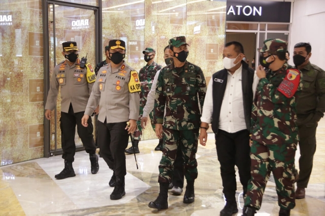 Pertama Lebaran, Forkopimda Jatim Pantau Pusat Perbelanjaan