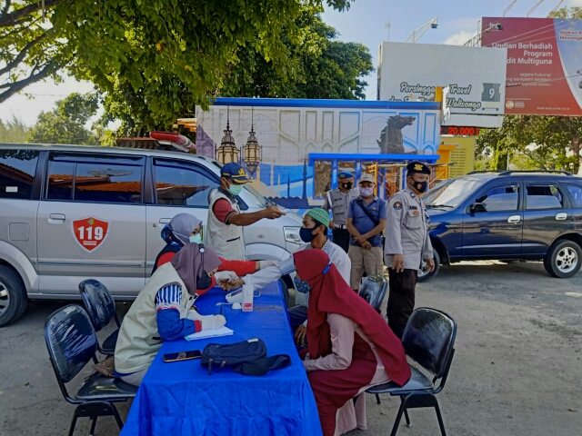 Gelar Penyekatan Serentak dan Rapid Test Secara Randum oleh Polda Jatim