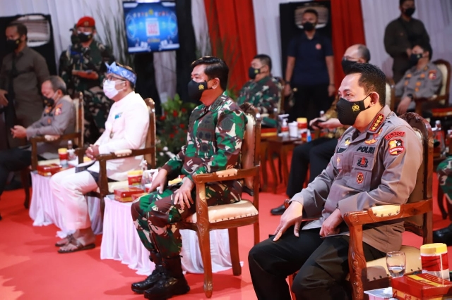 Panglima TNI dan Kapolri Luncurkan Hotline 110