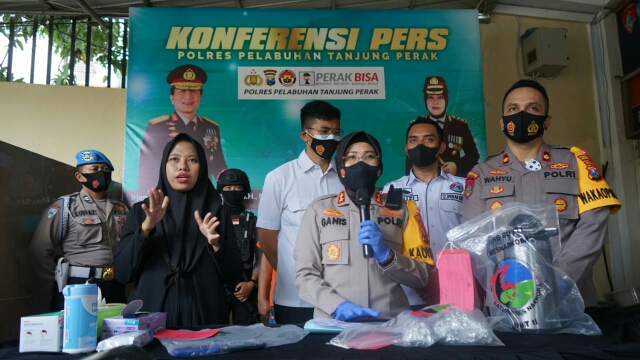Gagalkan Peredaran Narkoba, Penerima Paketan Malaysia Ditangkap Polisi