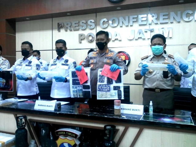 Polda Jatim Gagalkan Penyelundupan Ribuan Benih Lobster