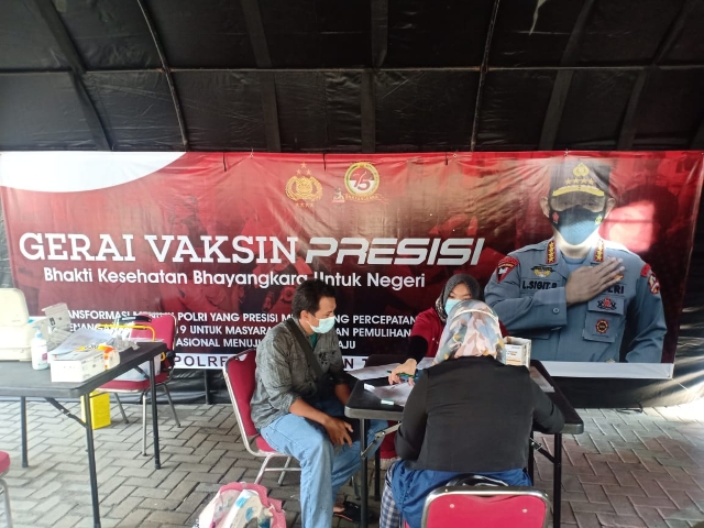 Tanpa Syarat, Polri Dirikan Gerai Vaksin Presisi di Tiap Polres dan Polsek