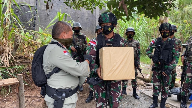 Kapolda Sulteng Kunjungi Tiga Pos Operasi di Tamanjeka Poso