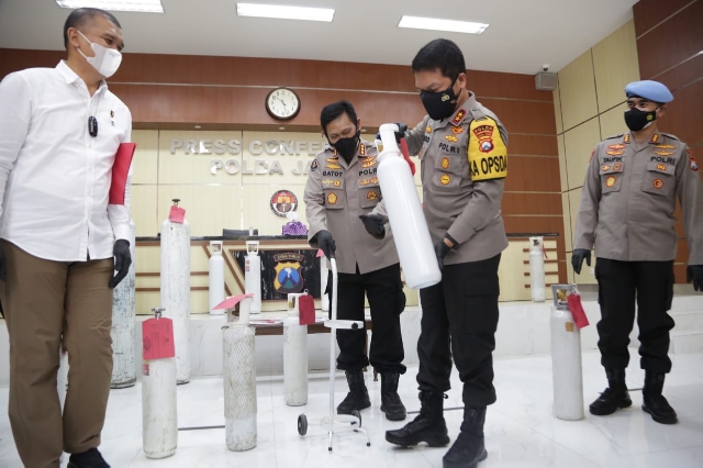 Satgas Gakkum Polda Jatim, Bongkar Penjualan Tabung Oksigen