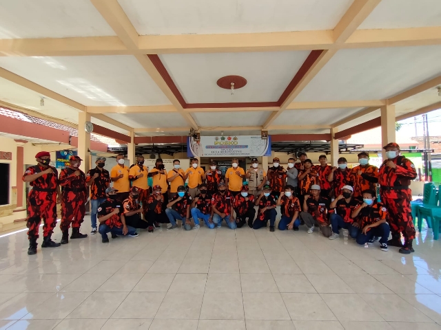 YR. Kobra Jatim dan Pemuda Pancasila Sidoarjo Semprotkan Disinfektan di Wonoayu dan Sukodono