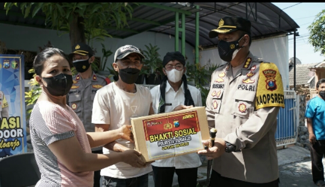 Gelar Vaksinasi Covid-19 Door to Door, Polresta Sidoarjo Bersama Masyarakat