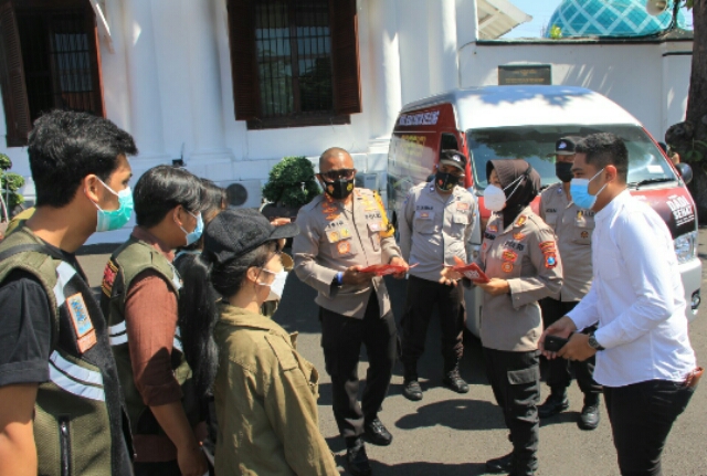 Polrestabes Surabaya Luncurkan Mobil Vaksin Presisi Keliling, Inovasi Baru Saat Pandemi Covid-19