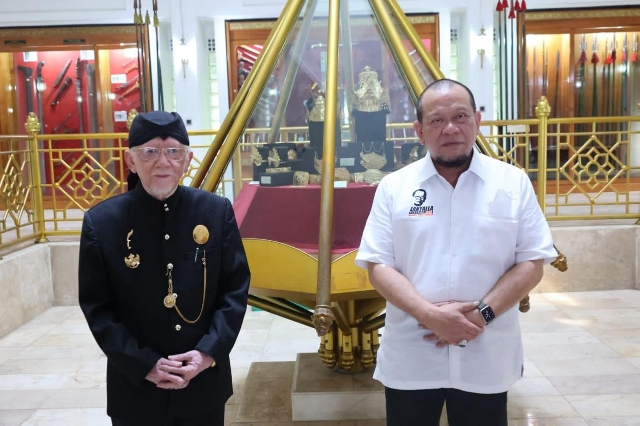 Karaton Sumedang Larang Penjaga Nilai Luhur Sunda Pasca Jatuhnya Pajajaran