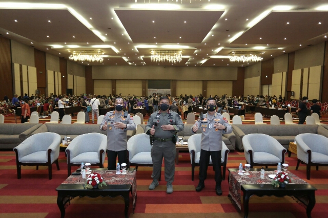Bhakti Sosial Untuk Negeri Dalam Vaksinasi Massal Tunggal Panaluan