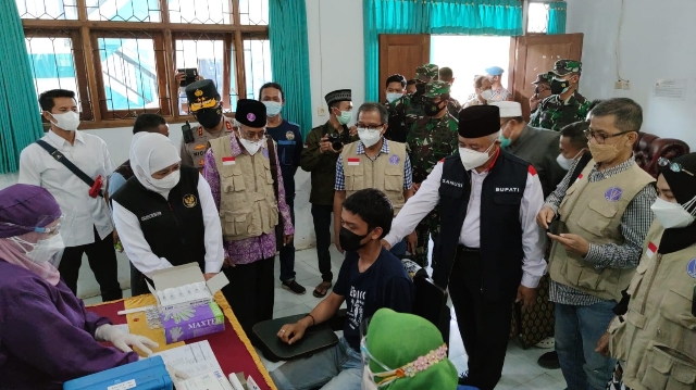 Vaksinasi di Kampus IAI Al Qolam Malang di Tinjau Forkopimda Jatim