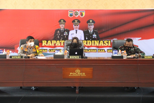 Rakord Percepatan Vaksinasi, Kapolresta Mojokerto : Herd Immunity merupakan kunci dalam menghadapai Covid-19