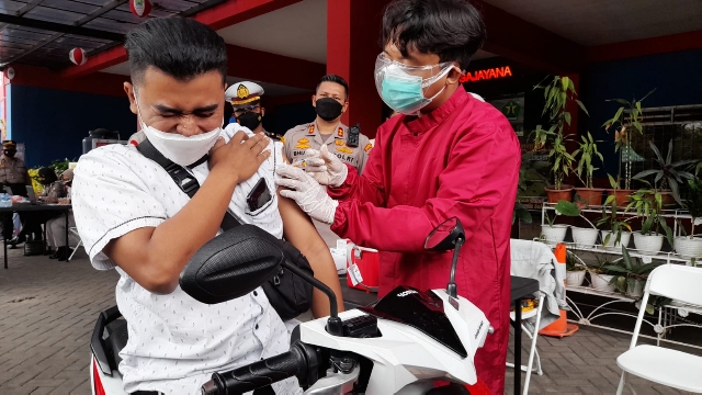 Warga Kota Malang Resmi Memiliki Layanan Vaksinasi Drive Thru