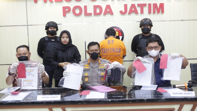 Mengaku Stafsus Wantannas, Warga Surabaya Dibekuk Polda Jatim