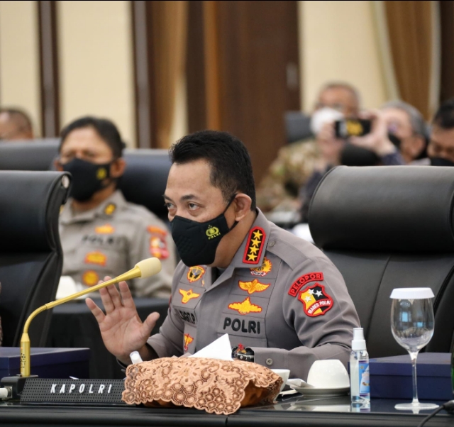 Rapat Lintas Sektoral, Kapolri Paparkan Strategi Cegah Lonjakan Covid-19 Saat Nataru