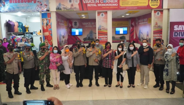 Polrestabes Surabaya Membuka Gerai Vaksinasi di Royal Plaza, Wonokromo, Surabaya, Terus Lakukan Akselerasi Vaksin