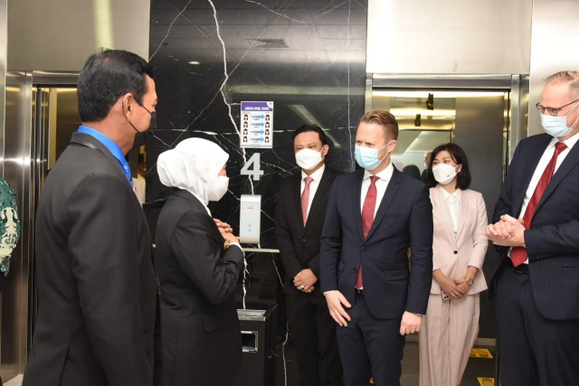 Khofifah Ajak Kerajaan Denmark Kerjasama di Bidang Maritim dan Industri Pertahanan