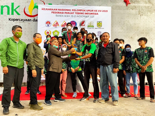 Jatim Juara Umum Kejurnas Panjat Tebing KU XV-2021 di Aceh