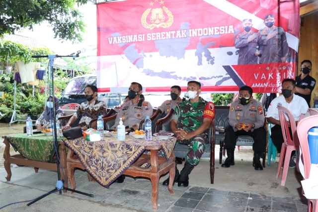 Kapolres Pamekasan Kembali Lakukan Zoom Meeting dengan Kapolri, Gencarkan Vaksinasi Capai Target 70 Persen