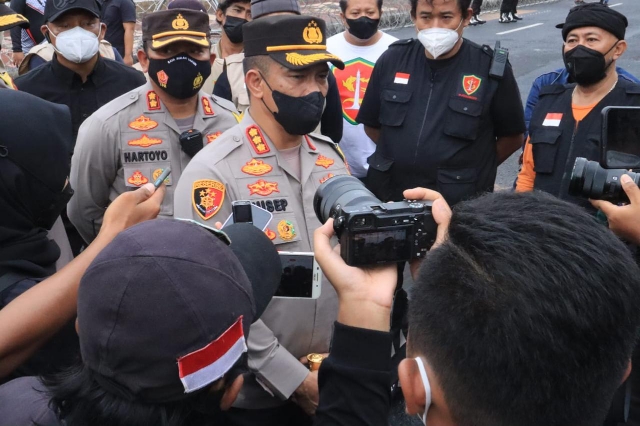 Polrestabes Surabaya Memastikan Proses Hukum Terhadap Aksi Anarkis yang Dilakukan Oleh Sekelompok Oknum Anggota Perguruan Silat di Surabaya