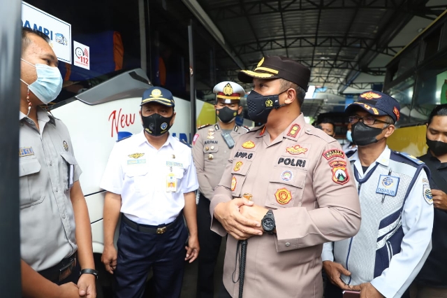 Kapolres Mojokerto Cek Terminal Kertajaya Menjelang Natal 2021 dan Tahun Baru 2022